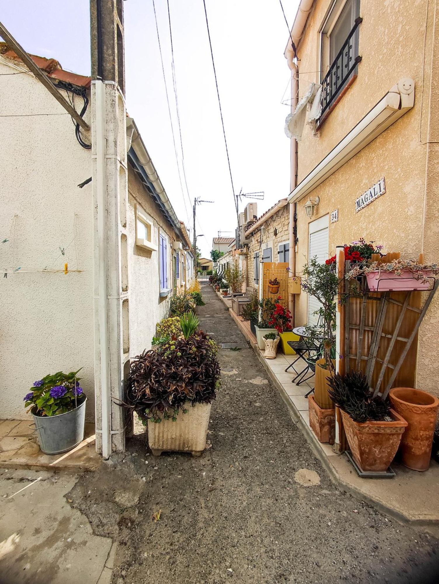 Maisonnette De Pecheur Chauffee Et Climatisee Port-la-Nouvelle Exterior photo